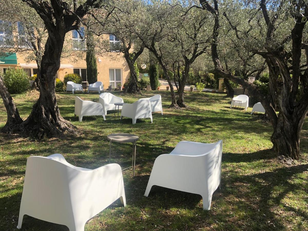 Отель La Picholine En Provence Ньон Экстерьер фото
