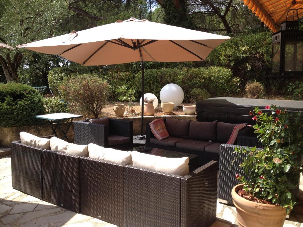 Отель La Picholine En Provence Ньон Экстерьер фото